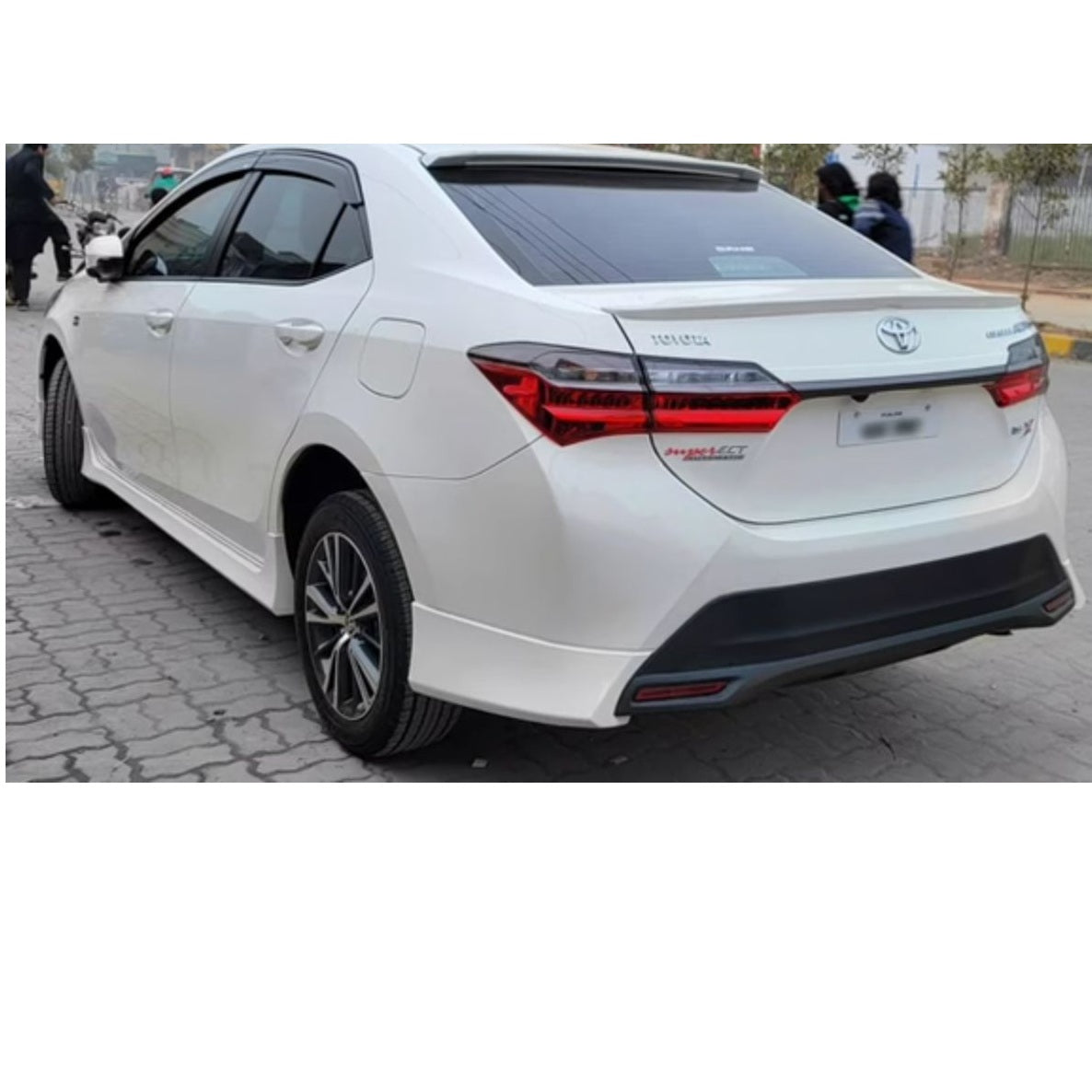 Toyota Corolla 2015–2026 Roof Spoiler (High-Quality ABS Plastic)